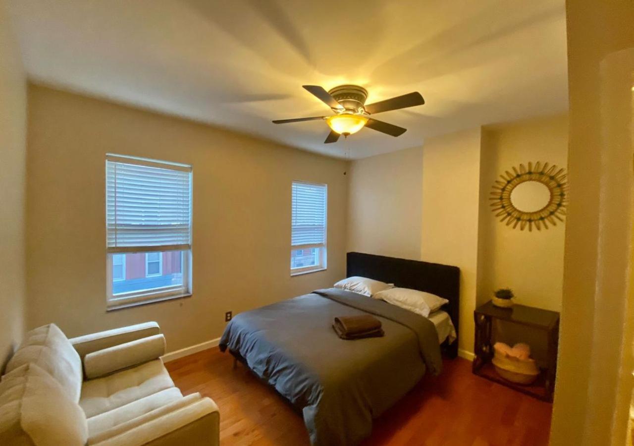Historic Townhouse Oasis With En-Suite Bathroom 费城 外观 照片