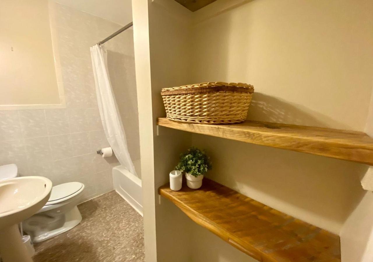 Historic Townhouse Oasis With En-Suite Bathroom 费城 客房 照片