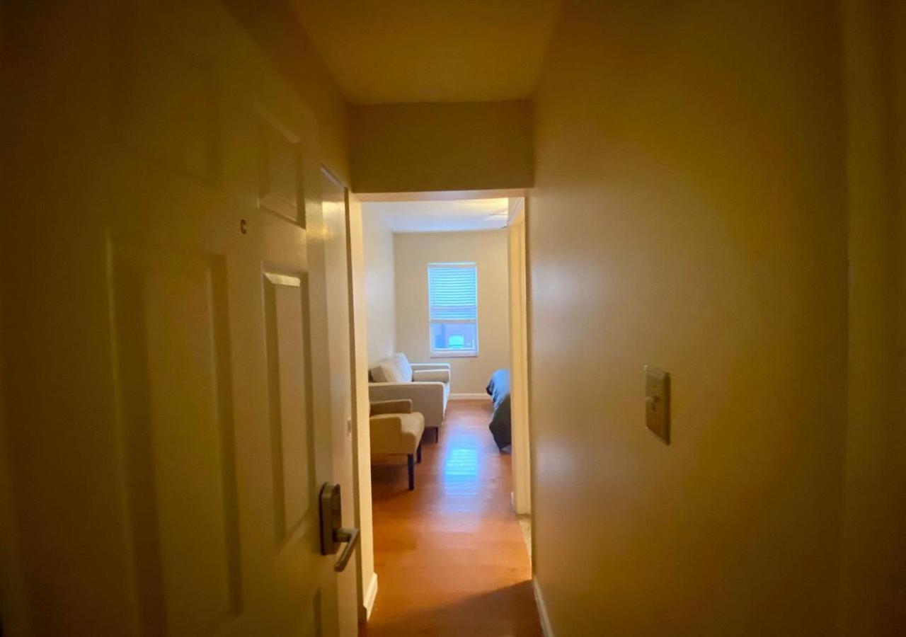 Historic Townhouse Oasis With En-Suite Bathroom 费城 外观 照片