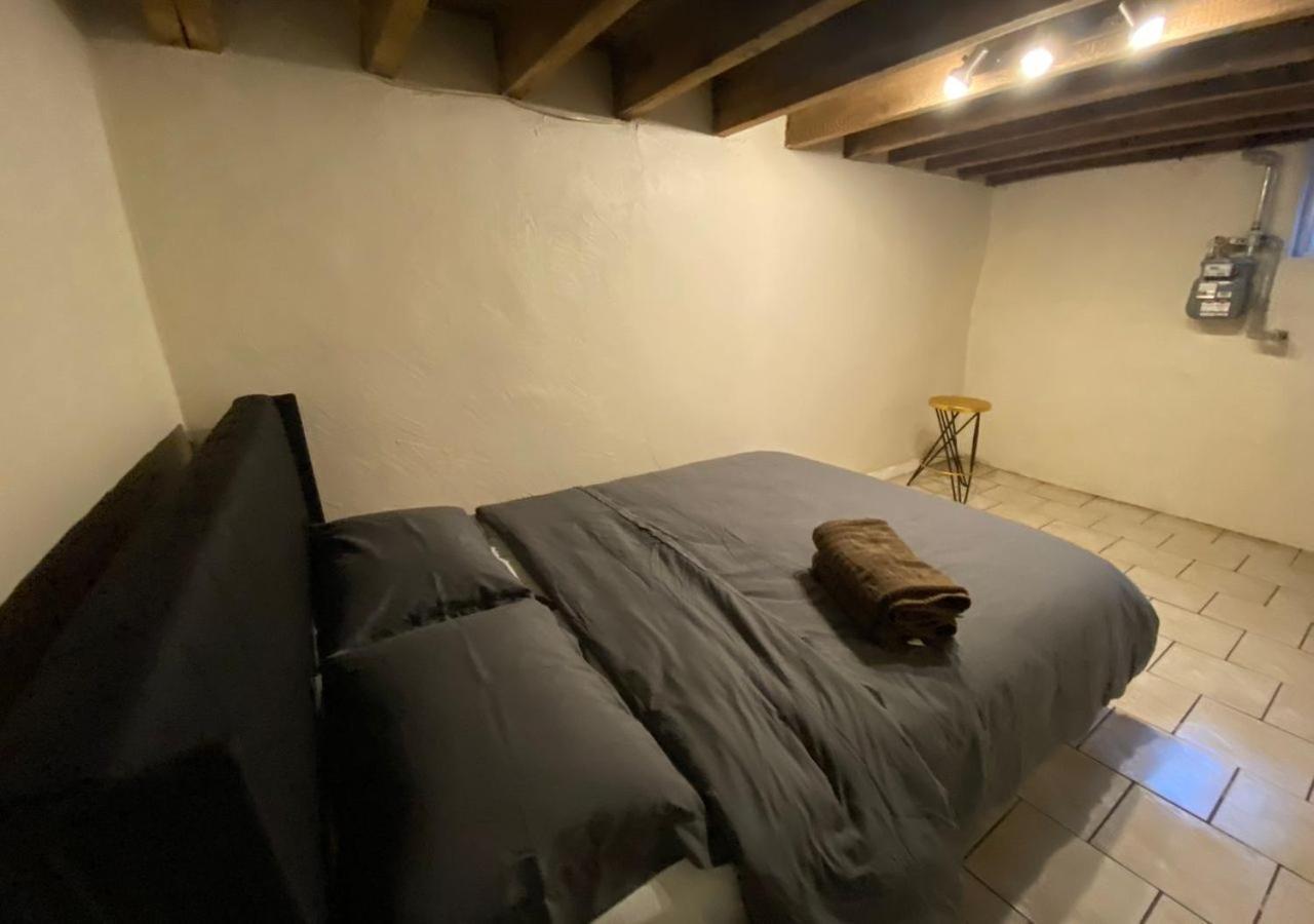 Historic Townhouse Oasis With En-Suite Bathroom 费城 客房 照片