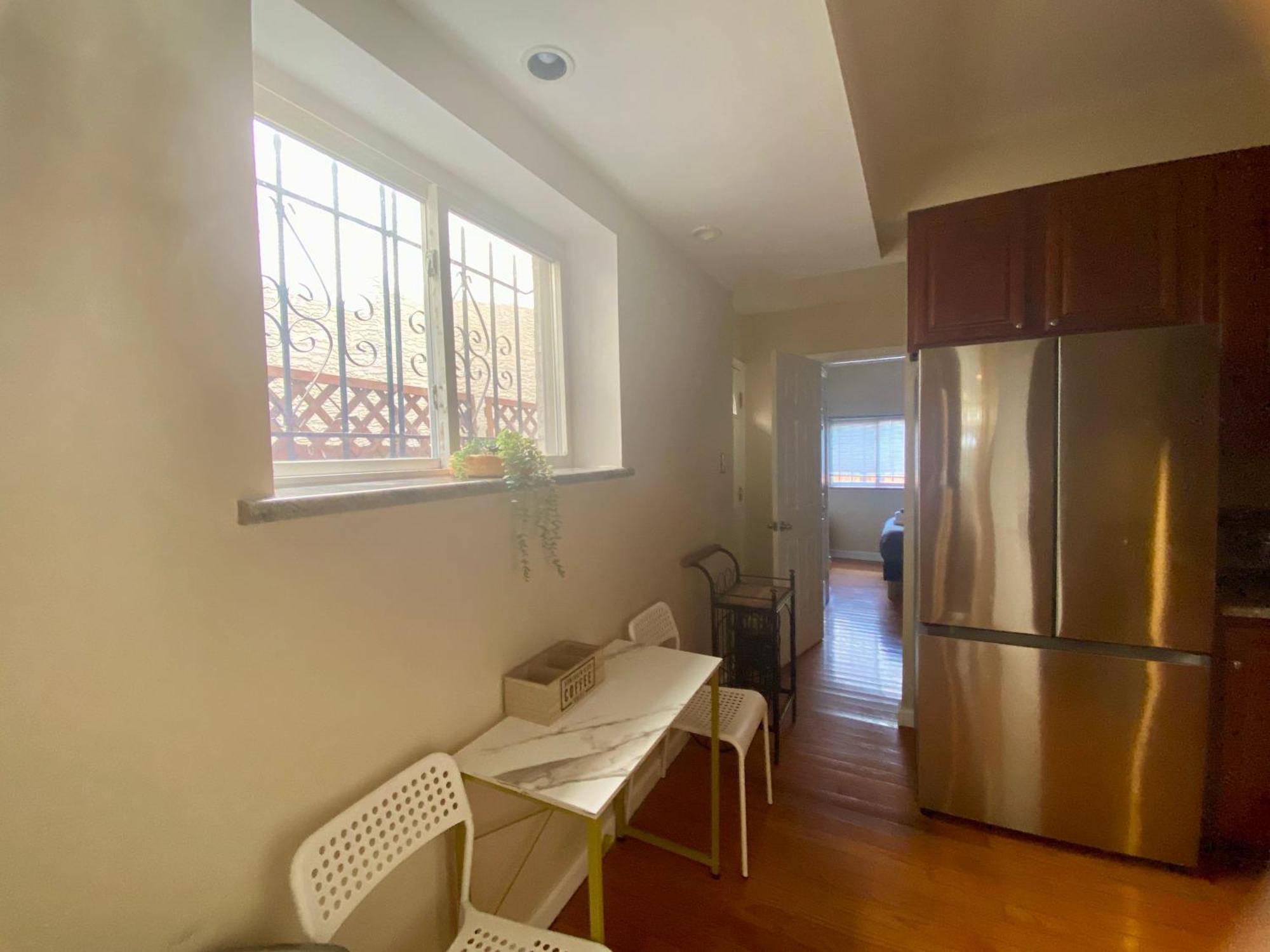Historic Townhouse Oasis With En-Suite Bathroom 费城 外观 照片